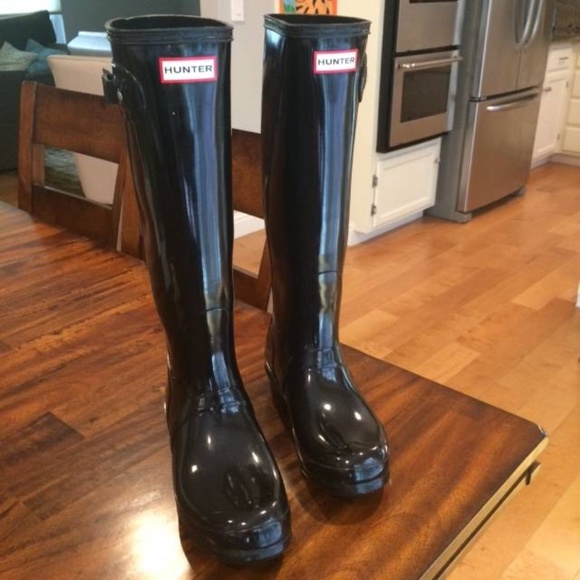 Hunter Shoes - Womens Black Gloss Hunter Rain Boots 9 - $100